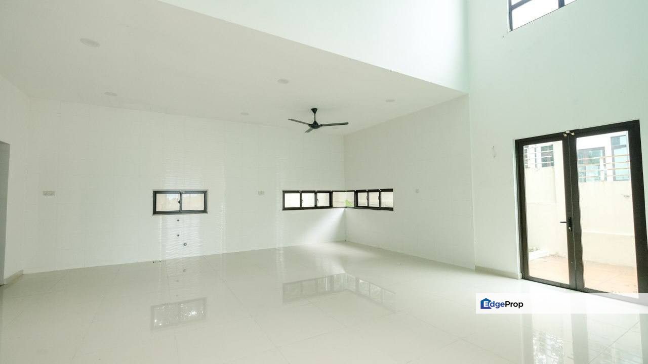 Bungalow 3 Storey, D Impian Tropika Balakong, Selangor, Balakong