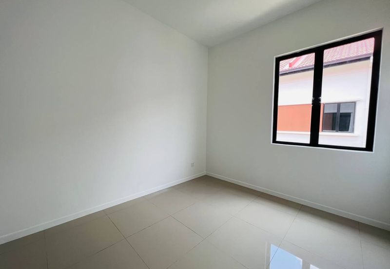 Reef Of Tropics, Setia Eco Glades