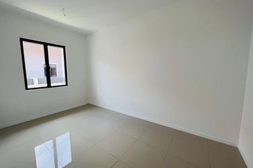 Reef Of Tropics, Setia Eco Glades