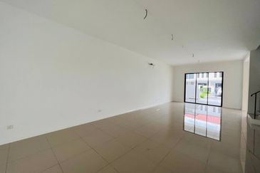 Reef Of Tropics, Setia Eco Glades