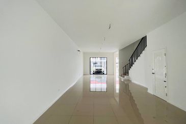 Reef Of Tropics, Setia Eco Glades