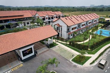 Reef Of Tropics, Setia Eco Glades