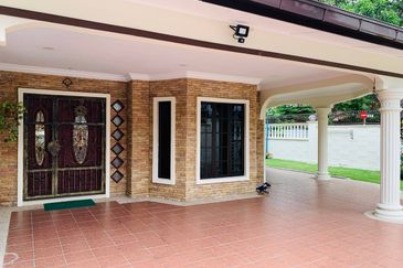 Jalan Pulai Indah 4/13