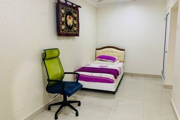 Jalan Pulai Indah 4/13