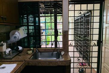 Jalan Pulai Indah 4/13