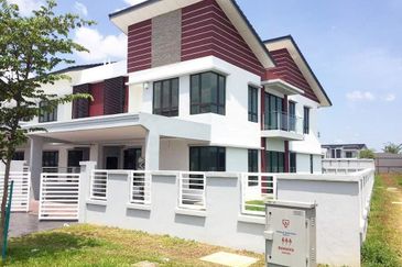 Anggun, Alam Nusantara