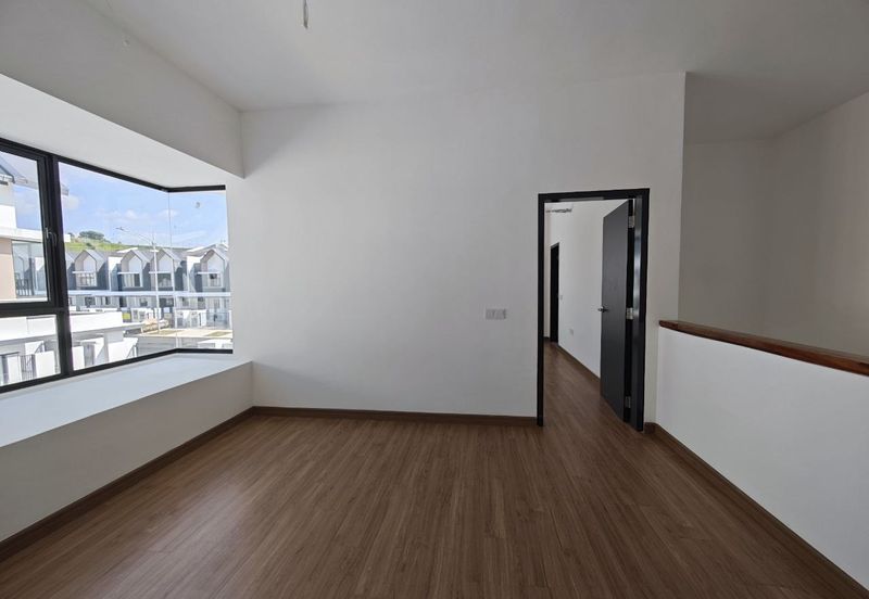 Serenia Amani @ Serenia City