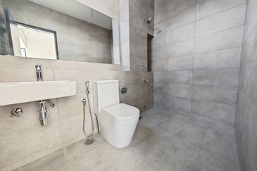 Serenia Amani @ Serenia City