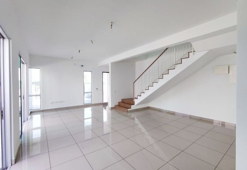 Serenia Adiva @ Serenia City