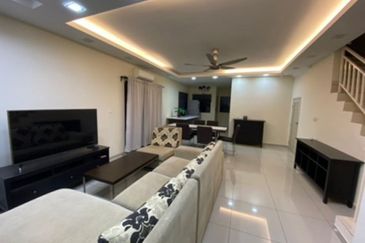 Laman Delfina @ Nilai Impian