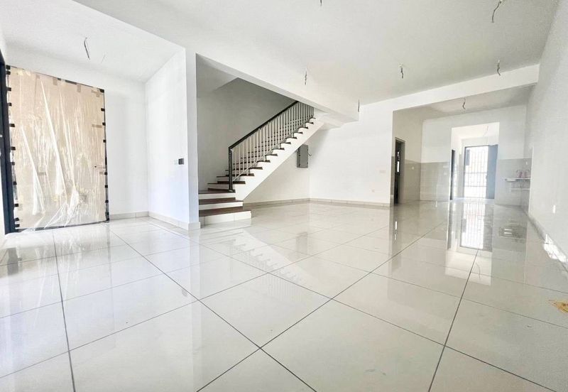 Elmina Green Three @ City of Elmina