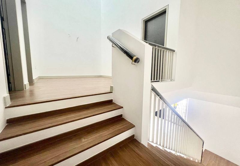 Elmina Green Three @ City of Elmina