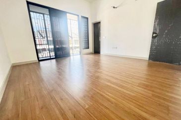 Elmina Green Three @ City of Elmina