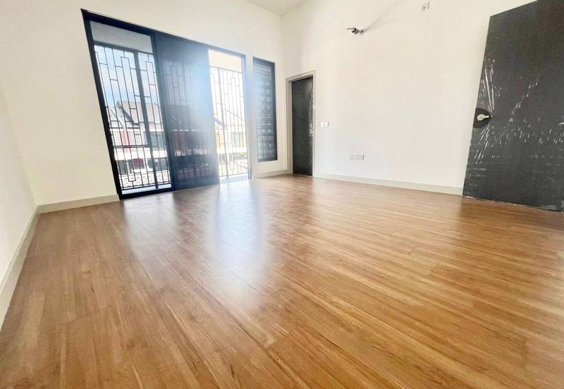 Elmina Green Three @ City of Elmina