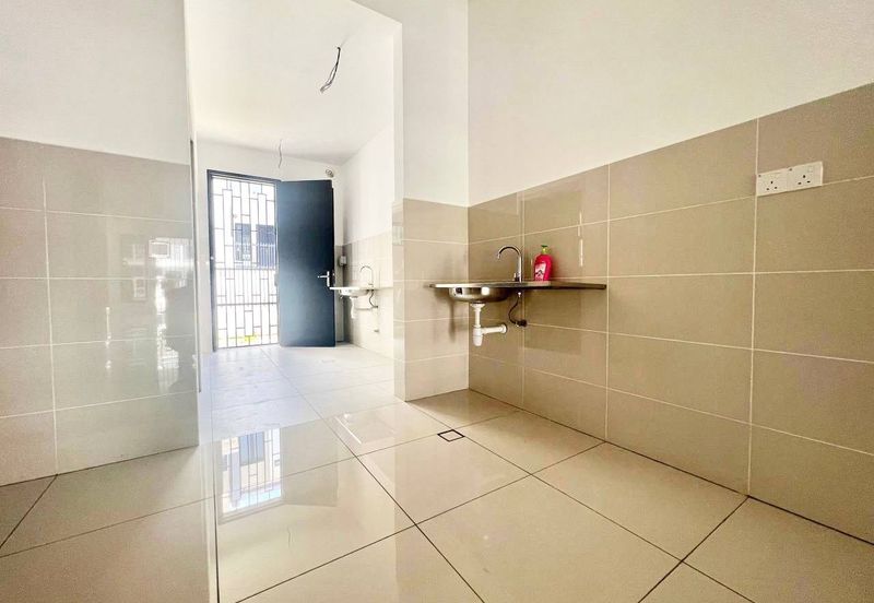 Elmina Green Three @ City of Elmina