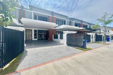 Elmina Green Three @ City of Elmina