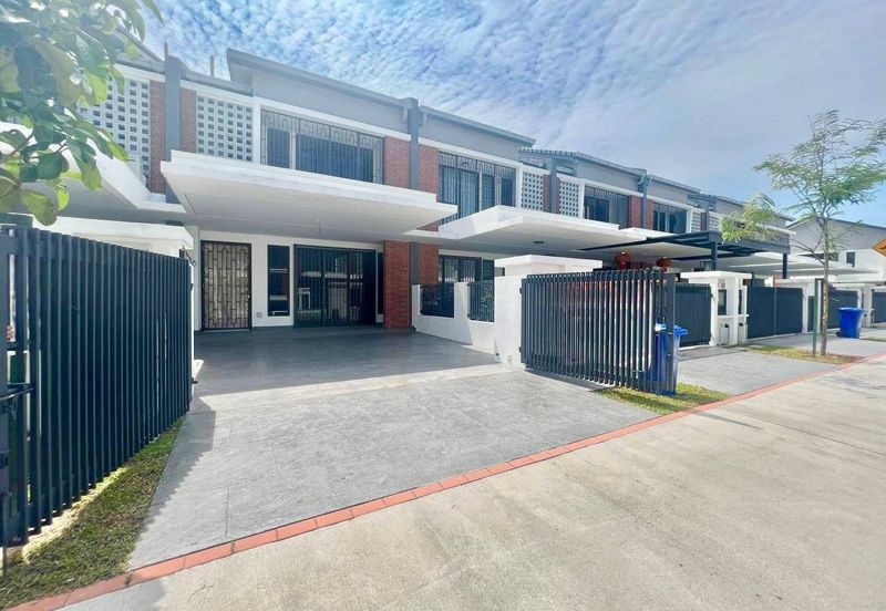 Elmina Green Three @ City of Elmina