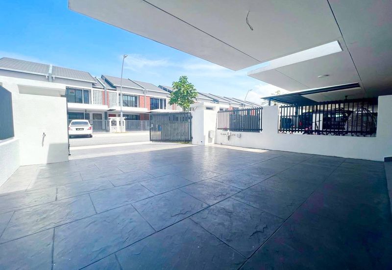 Elmina Green Three @ City of Elmina