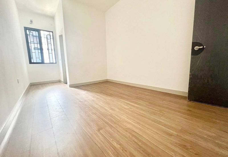 Elmina Green Three @ City of Elmina