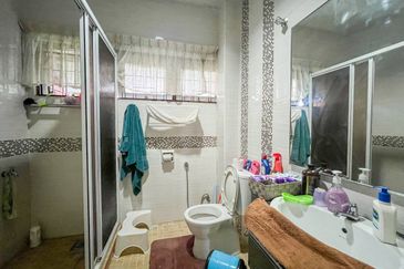 Seksyen 2, Shah Alam