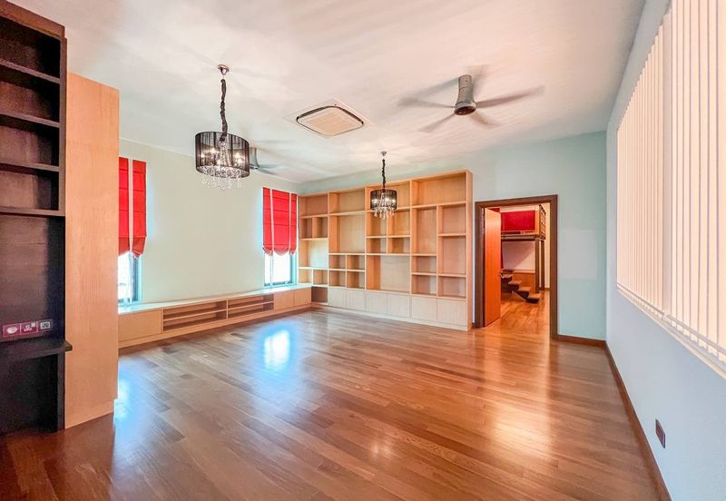 LUXURY BUNGALOW PRECINT 8, PUTRAJAYA