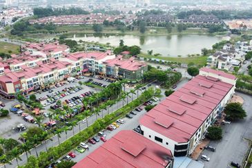 Bandar Tun Hussein Onn