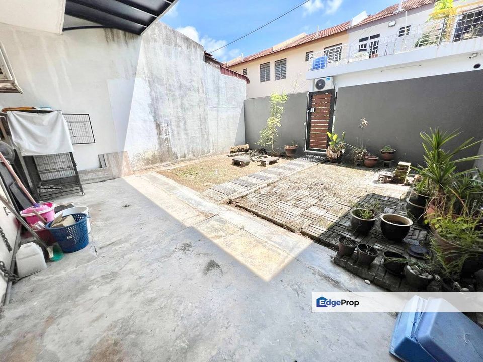 Double Storey Bandar Saujana Putra, Selangor, Jenjarom