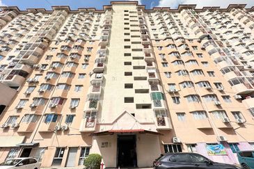 Pangsapuri Damai, Subang Bestari