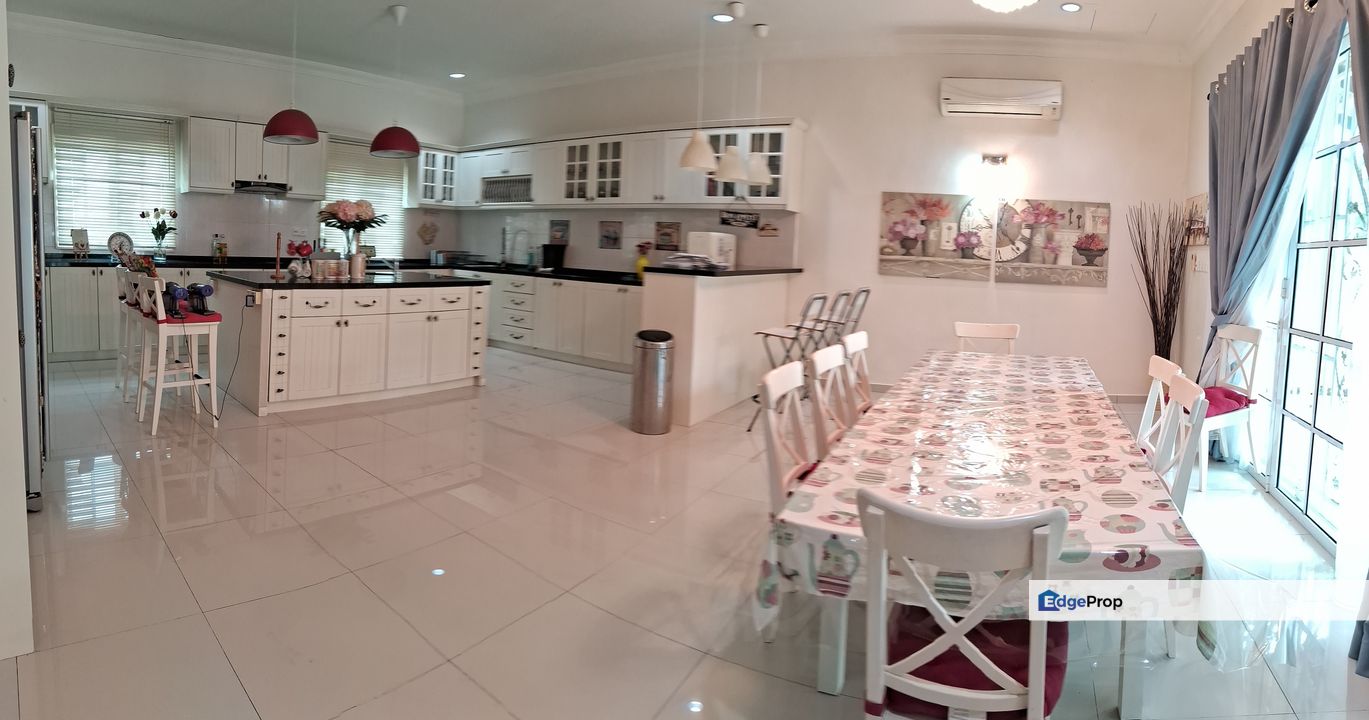 CORNER LOT EXTENDED SUPERB Taman Desa Melati Nilai, Negeri Sembilan, Nilai