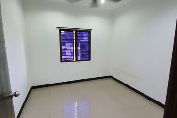 Desa Idaman Residences