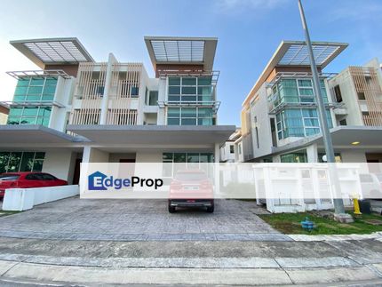 3 Storey Semi D Jacaranda Garden Residence Cyberjaya, Selangor, Cyberjaya