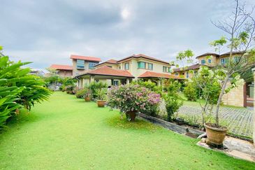 Seksyen 8, Shah Alam