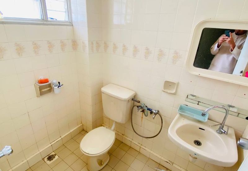 DOUBLE STOREY TERRACE ENDLOT SETIAWANGSA