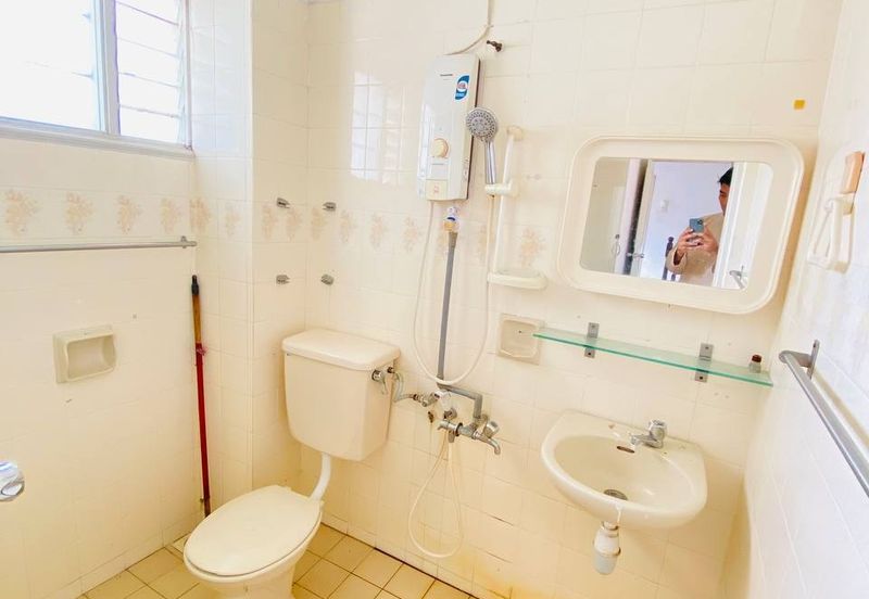 DOUBLE STOREY TERRACE ENDLOT SETIAWANGSA