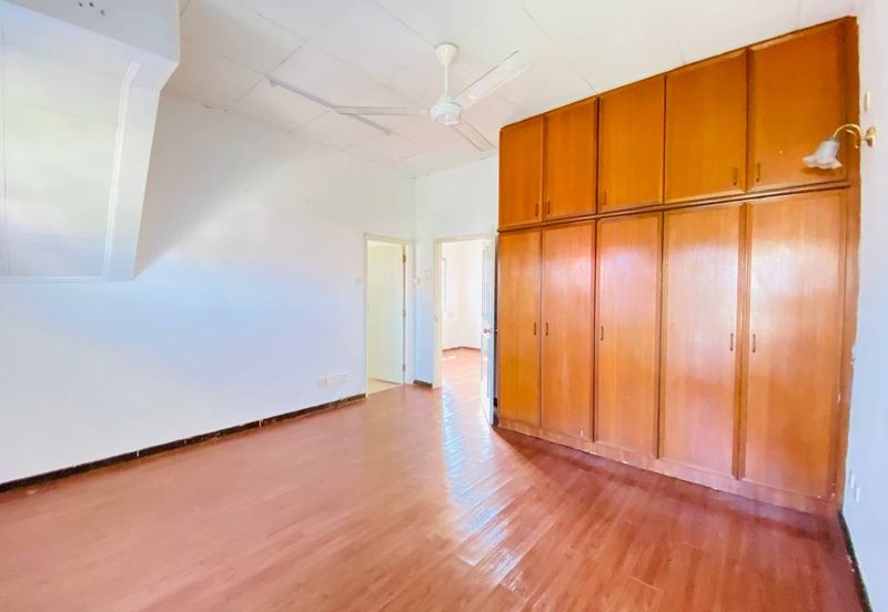 DOUBLE STOREY TERRACE ENDLOT SETIAWANGSA