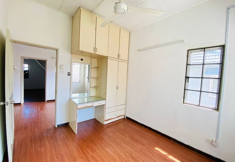 DOUBLE STOREY TERRACE ENDLOT SETIAWANGSA