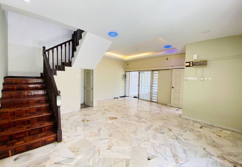 DOUBLE STOREY TERRACE ENDLOT SETIAWANGSA