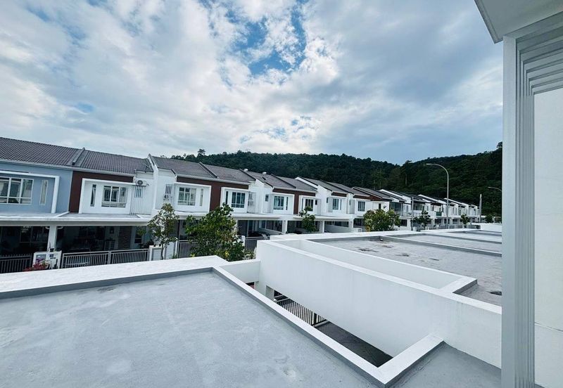 TIARA SENDAYAN (PRESINT 5)