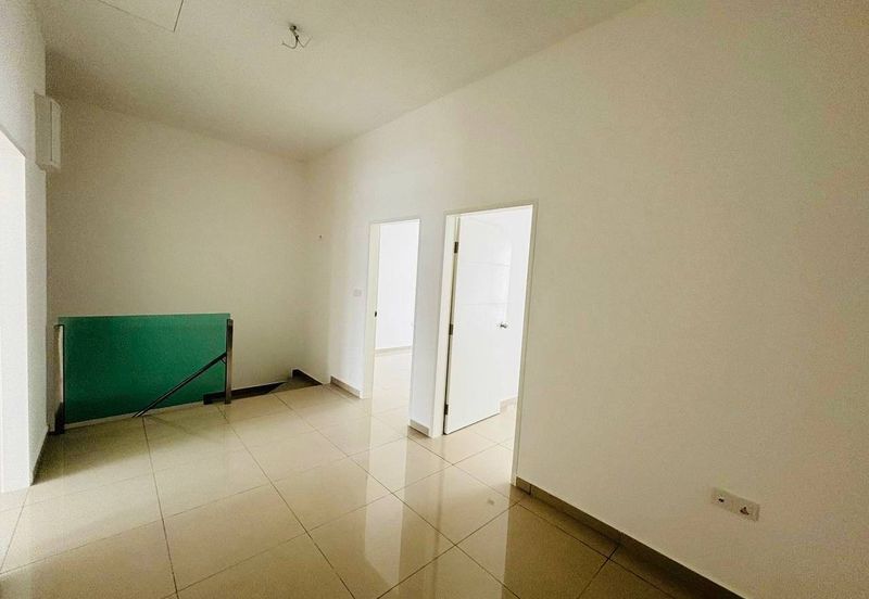 TIARA SENDAYAN (PRESINT 5)