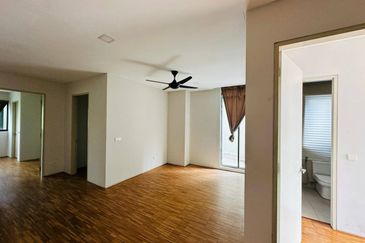 Mirage By The Lake @ Perdana Lakeview West