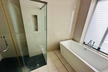 Mirage By The Lake @ Perdana Lakeview West