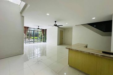 Mirage By The Lake @ Perdana Lakeview West