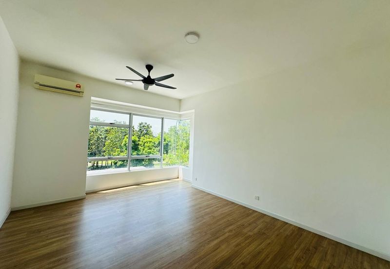 Parkfield Residences, Tropicana Heights