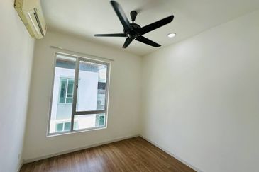 Parkfield Residences, Tropicana Heights