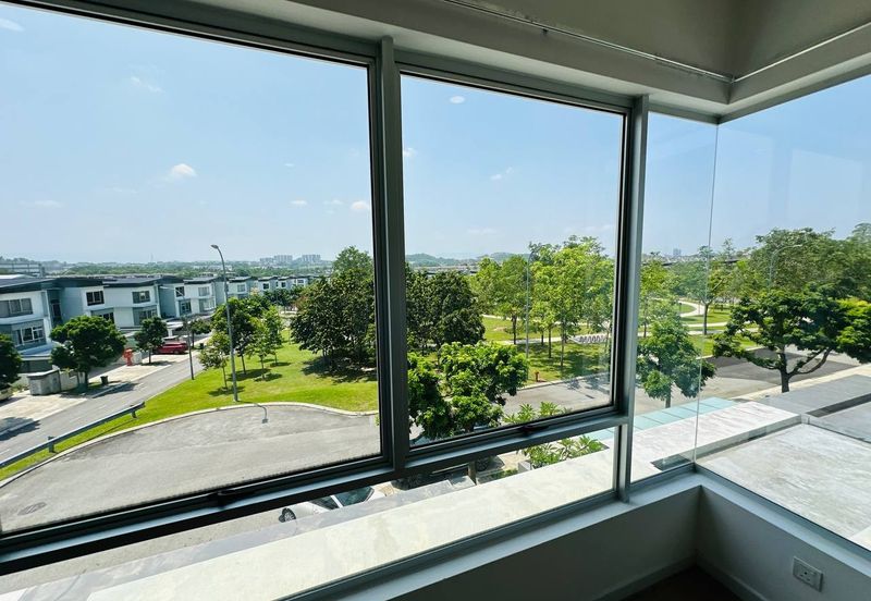 Parkfield Residences, Tropicana Heights