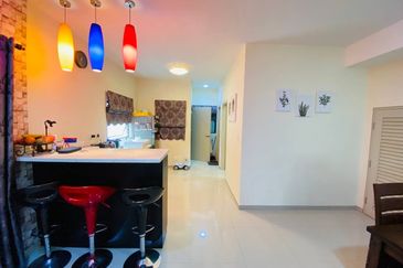 Laman Delfina @ Nilai Impian