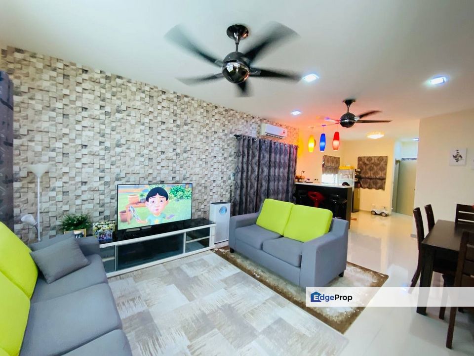 ENDLOT LAMAN DELFINA NILAI IMPIAN DOUBLE STOREY TERRACE , Negeri Sembilan, Nilai