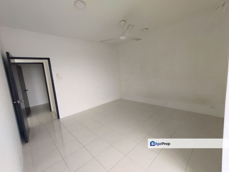 (FREEHOLD+PARTIALLY FURNISHED) Puncak Hijauan Apartment Kajang, Selangor, Bangi