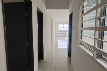 Puncak Hijauan (Hijauan Heights)