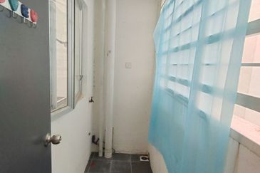 Puncak Hijauan (Hijauan Heights)